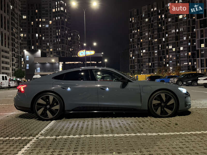 Ліфтбек Audi e-tron GT 2021 в Києві