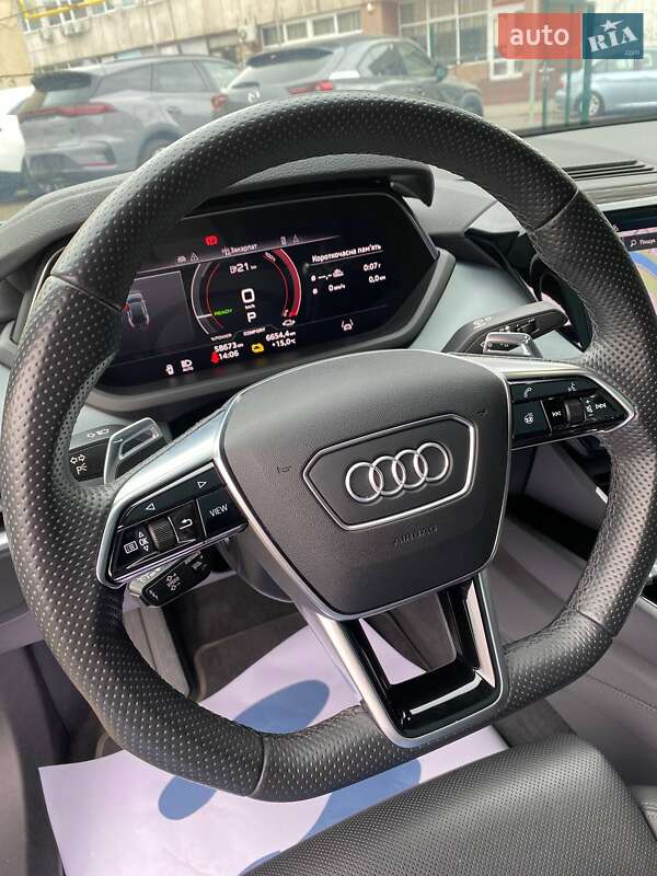 Лифтбек Audi e-tron GT 2021 в Ужгороде