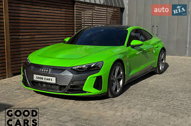 Ліфтбек Audi e-tron GT 2022 в 