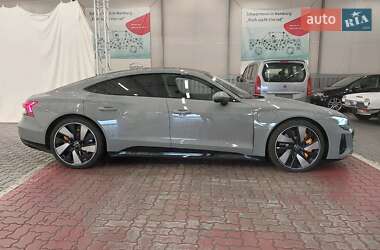 Ліфтбек Audi e-tron GT 2022 в 