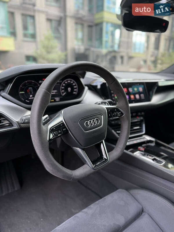 Лифтбек Audi e-tron GT 2021 в Киеве фото 29 Лифтбек Audi e-tron GT 2021 в Киеве
