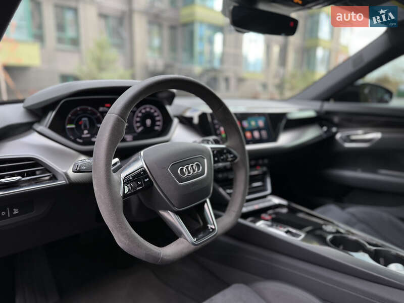 Лифтбек Audi e-tron GT 2021 в Киеве фото 33 Лифтбек Audi e-tron GT 2021 в Киеве