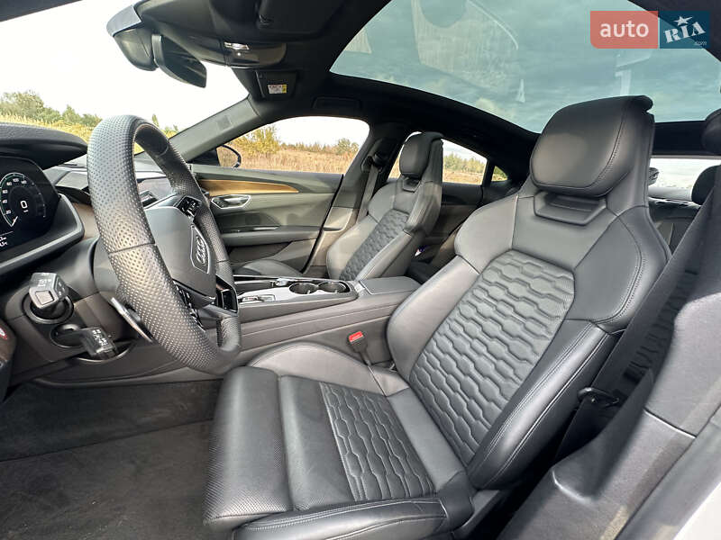 Лифтбек Audi e-tron GT 2021 в Киеве