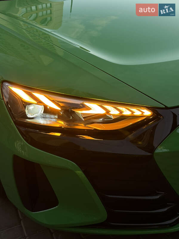 Ліфтбек Audi e-tron GT 2023 в Одесі фото 42 Ліфтбек Audi e-tron GT 2023 в Одесі