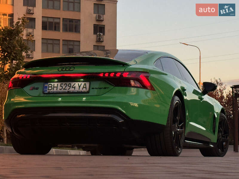 Ліфтбек Audi e-tron GT 2023 в Одесі фото 53 Ліфтбек Audi e-tron GT 2023 в Одесі