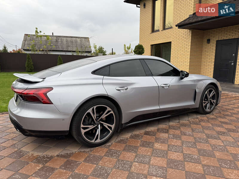 Ліфтбек Audi e-tron GT 2021 в Звенигородці фото 16 Ліфтбек Audi e-tron GT 2021 в Звенигородці