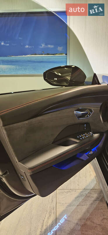 Лифтбек Audi e-tron GT 2023 в Харькове