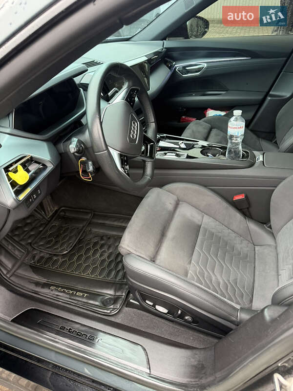 Лифтбек Audi e-tron GT 2022 в Львове