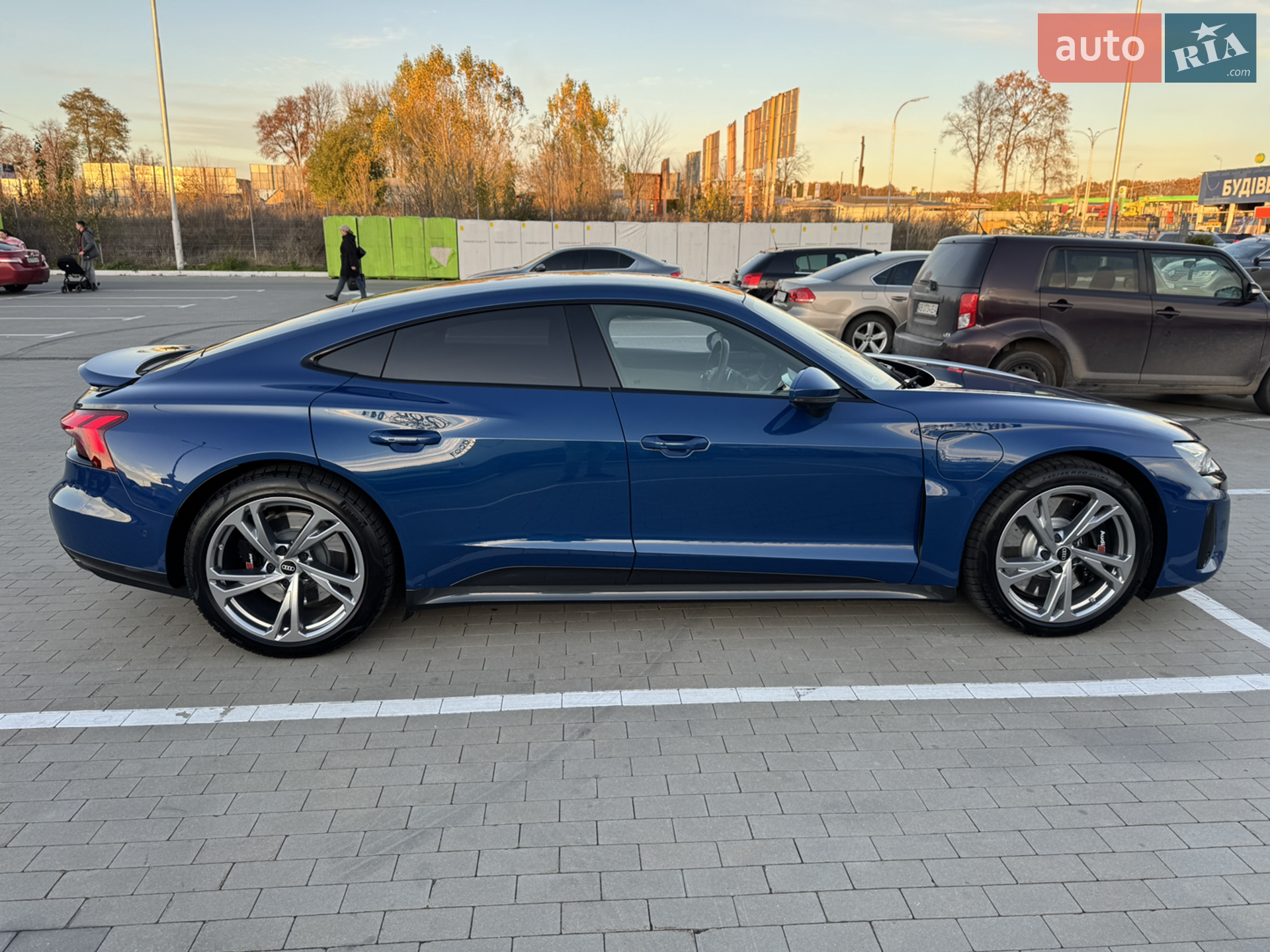 2021 Audi e-tron GT - мініатюра 12