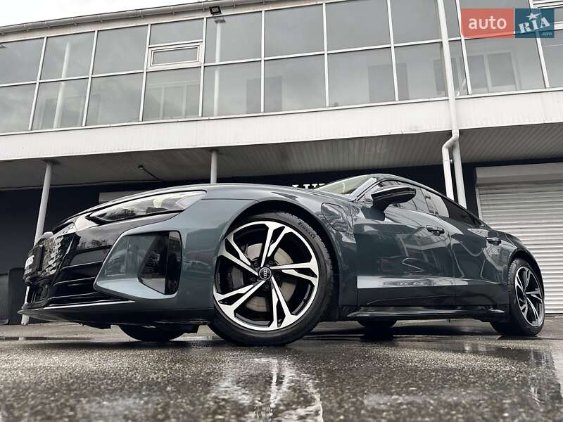 Лифтбек Audi e-tron GT 2022 в Киеве фото 8 Лифтбек Audi e-tron GT 2022 в Киеве