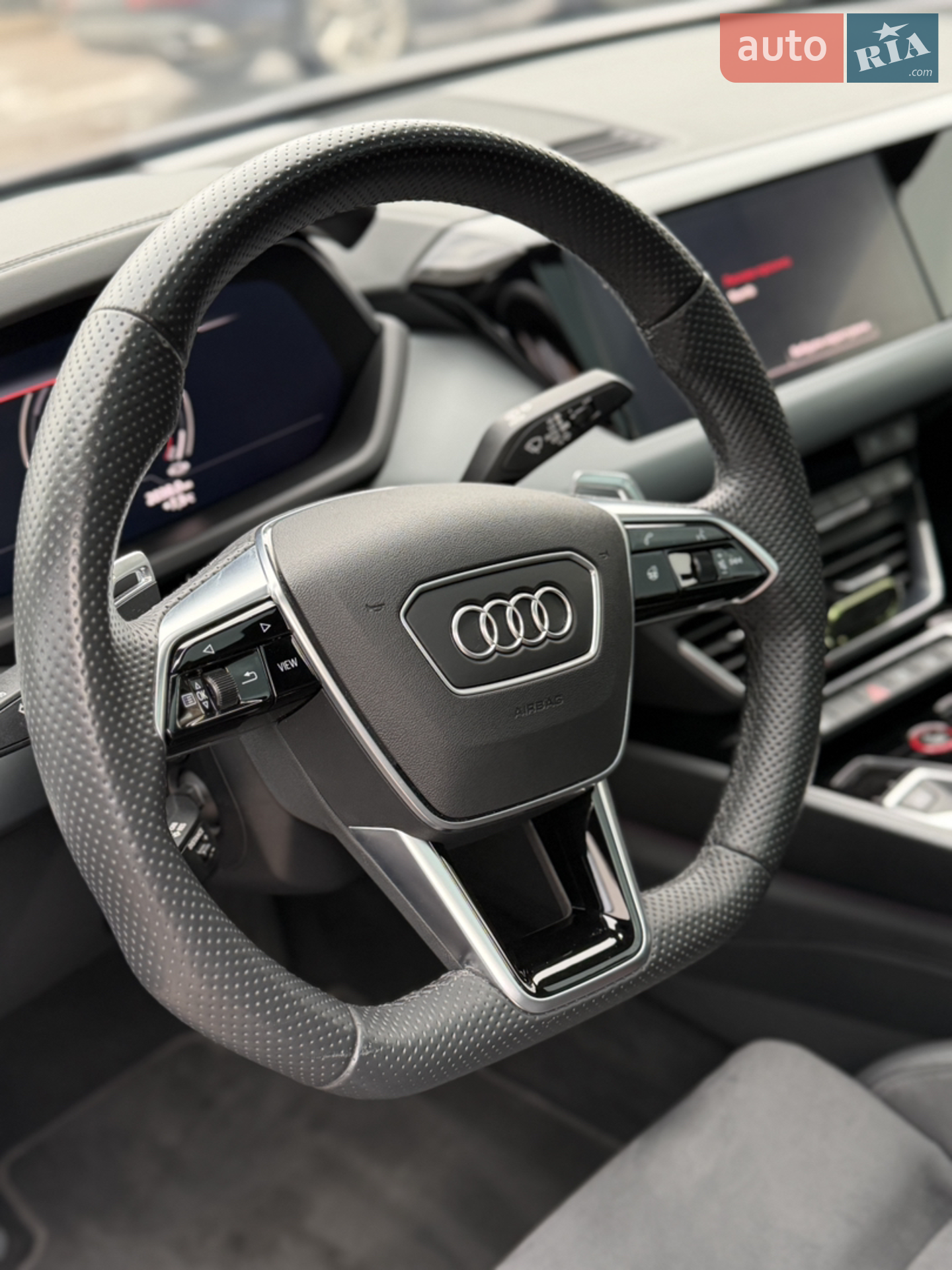 2021 Audi e-tron GT - мініатюра 17