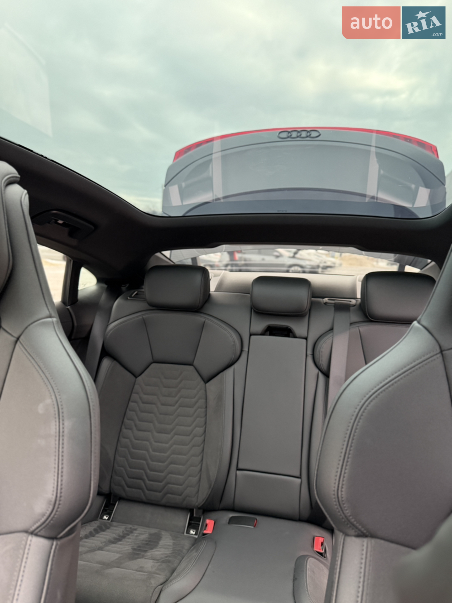 2021 Audi e-tron GT - мініатюра 24