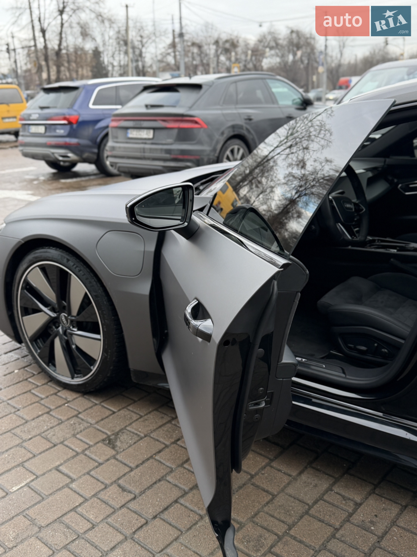 2021 Audi e-tron GT - мініатюра 27