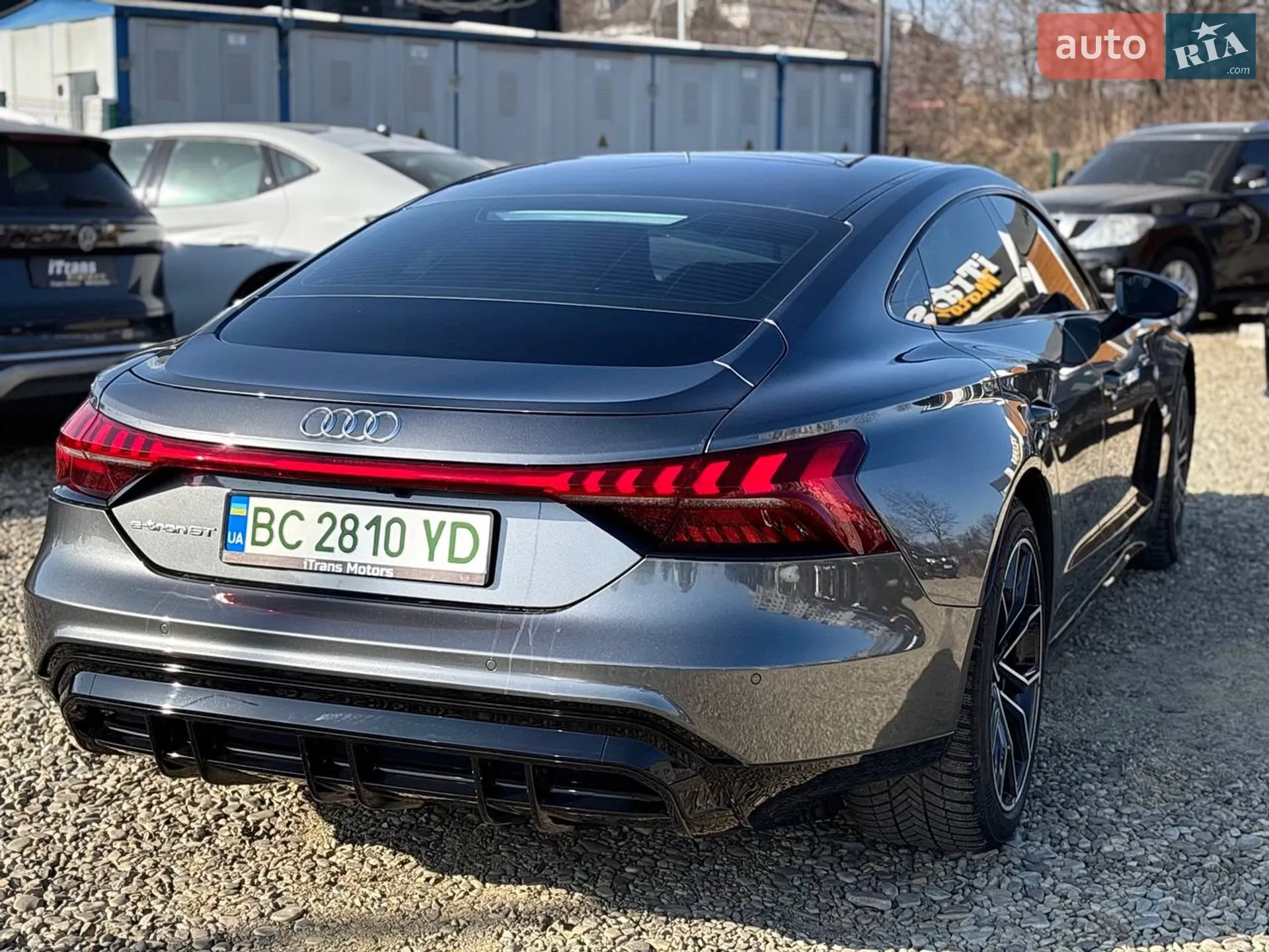 2022 Audi e-tron GT - мініатюра 12