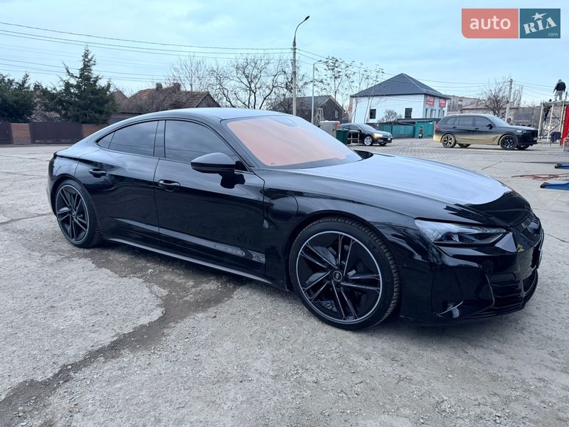 Лифтбек Audi e-tron GT 2023 в Кривом Роге