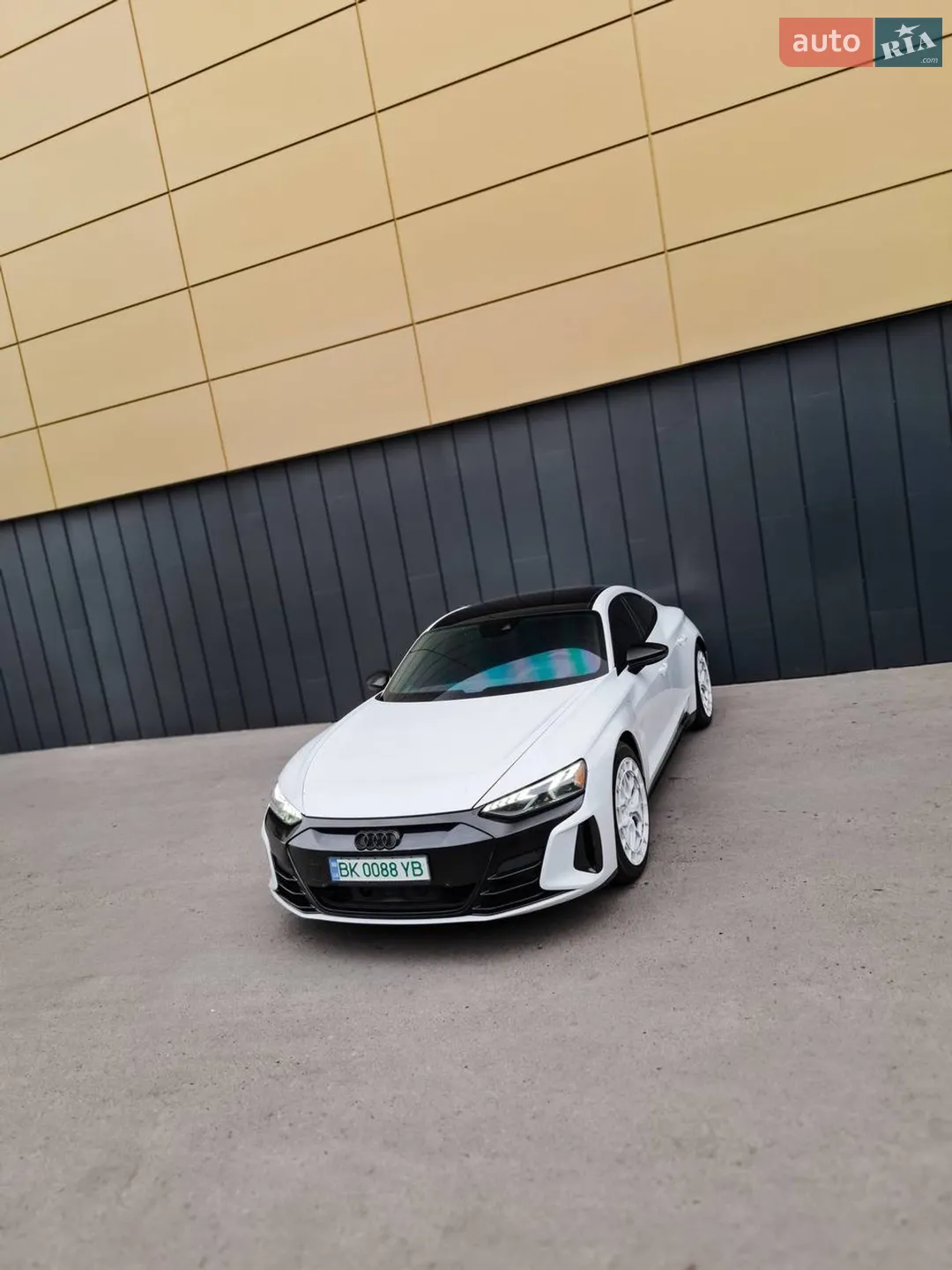 2021 Audi e-tron GT - мініатюра 4