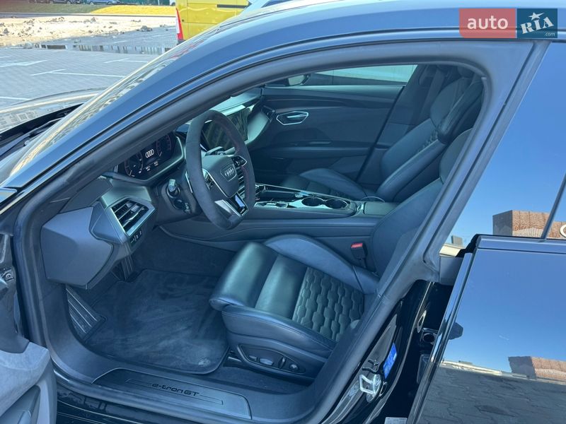 Лифтбек Audi e-tron GT 2022 в Киеве