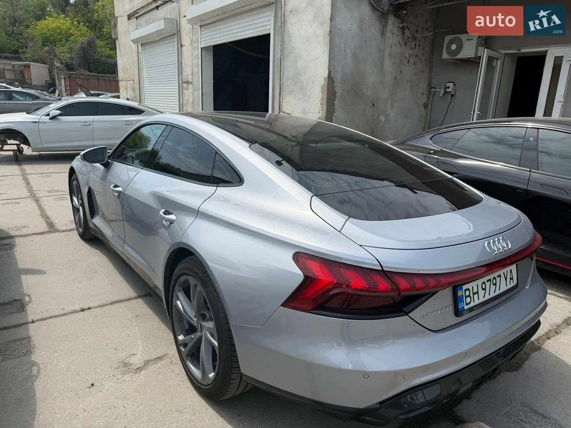 2022 Audi e-tron GT - мініатюра 3