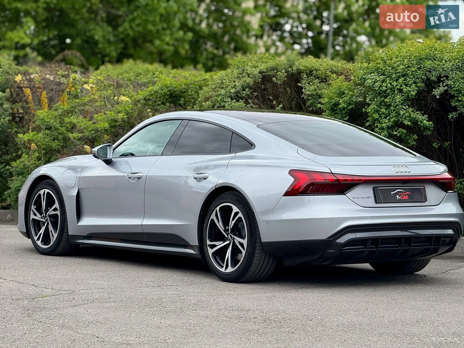2021 Audi e-tron GT - мініатюра 8