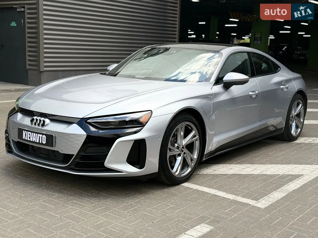 2021 Audi e-tron GT - мініатюра 48
