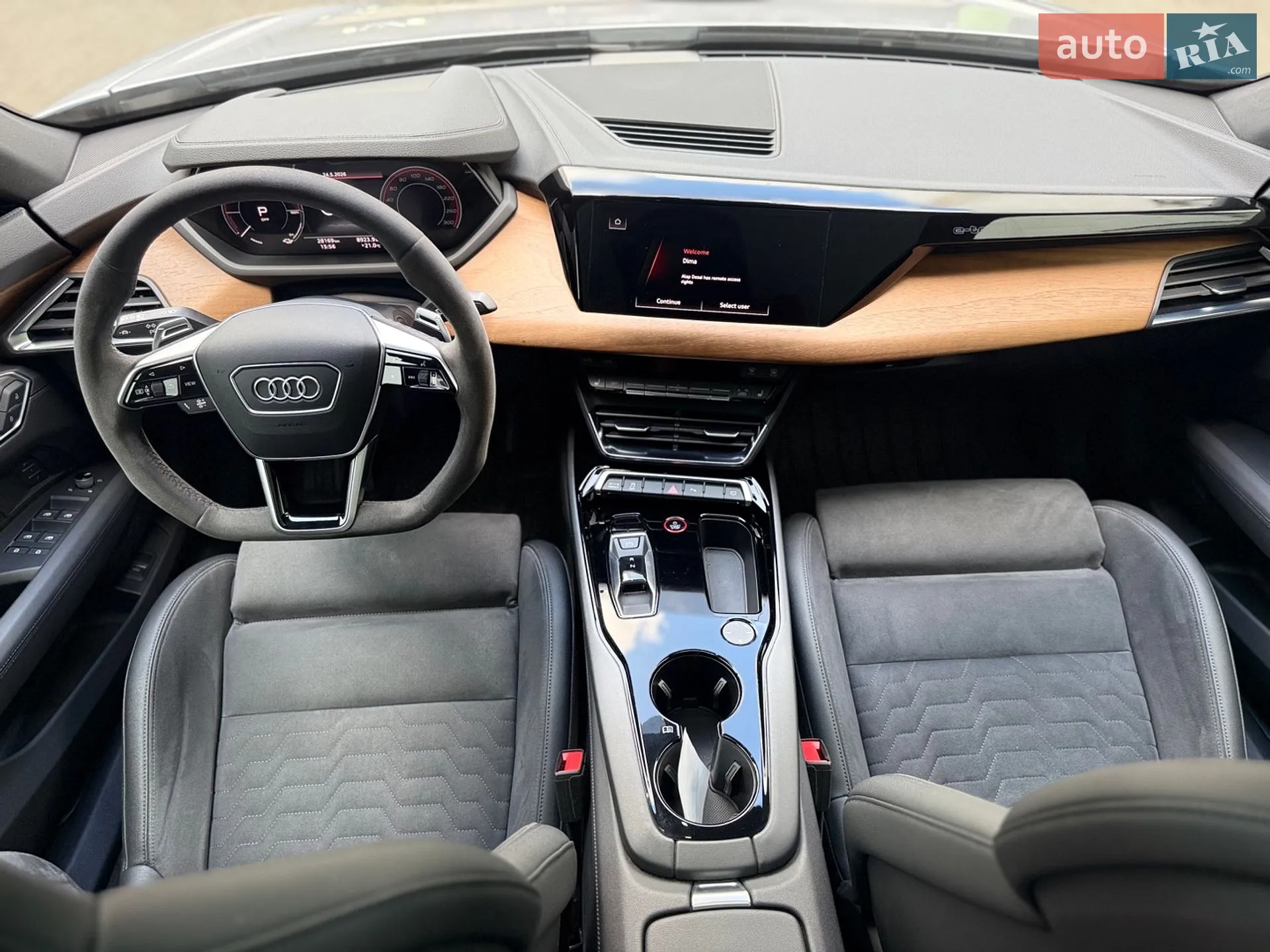 2022 Audi e-tron GT - мініатюра 18