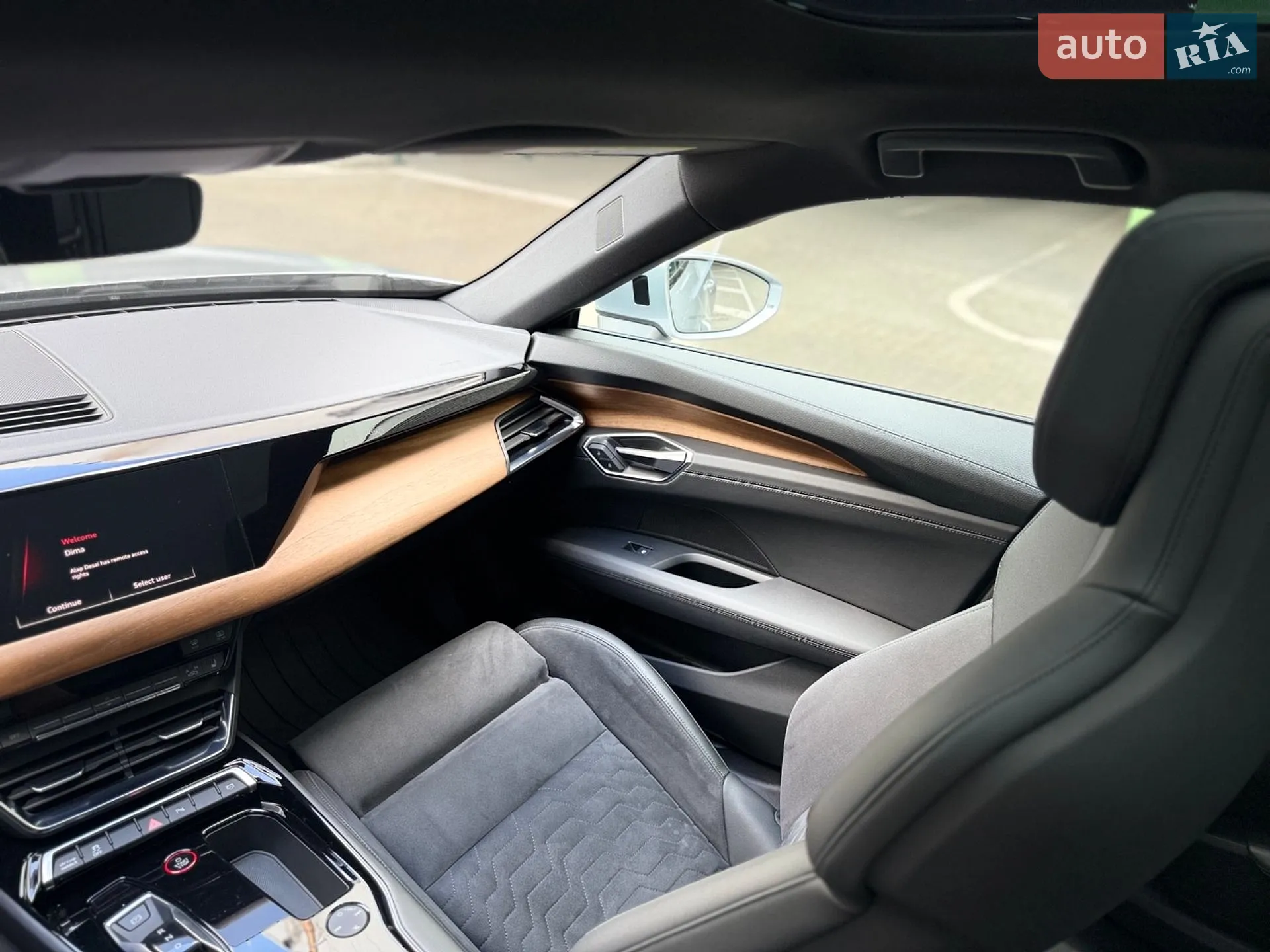 2022 Audi e-tron GT - мініатюра 20