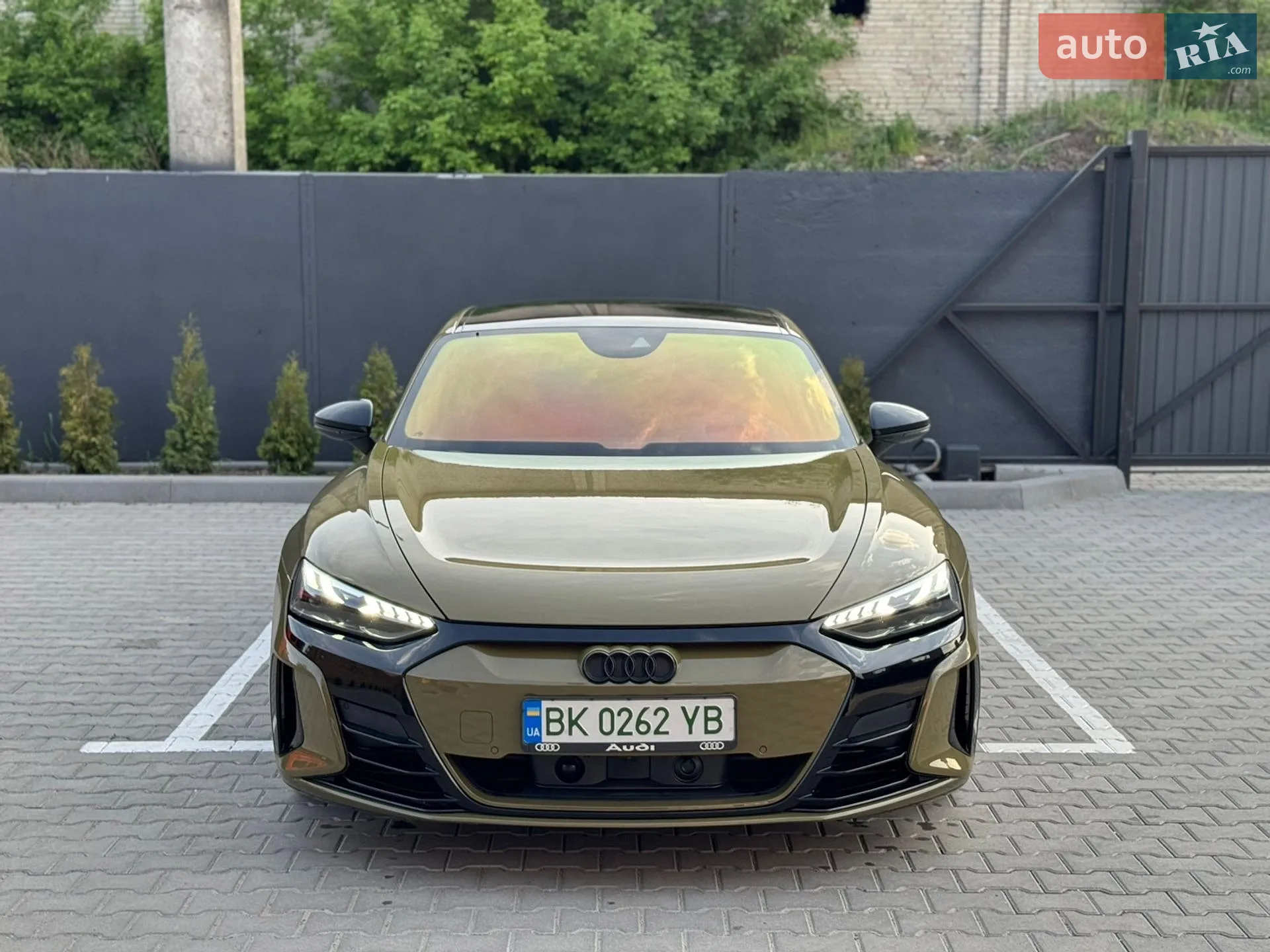 2022 Audi e-tron GT - мініатюра 38