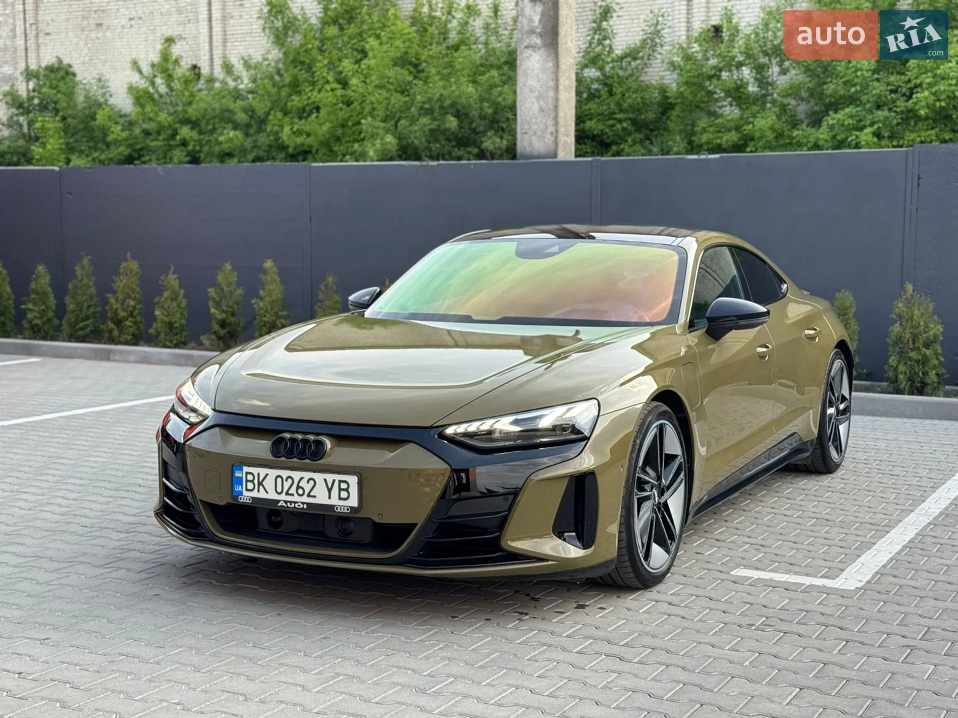 2022 Audi e-tron GT - мініатюра 6