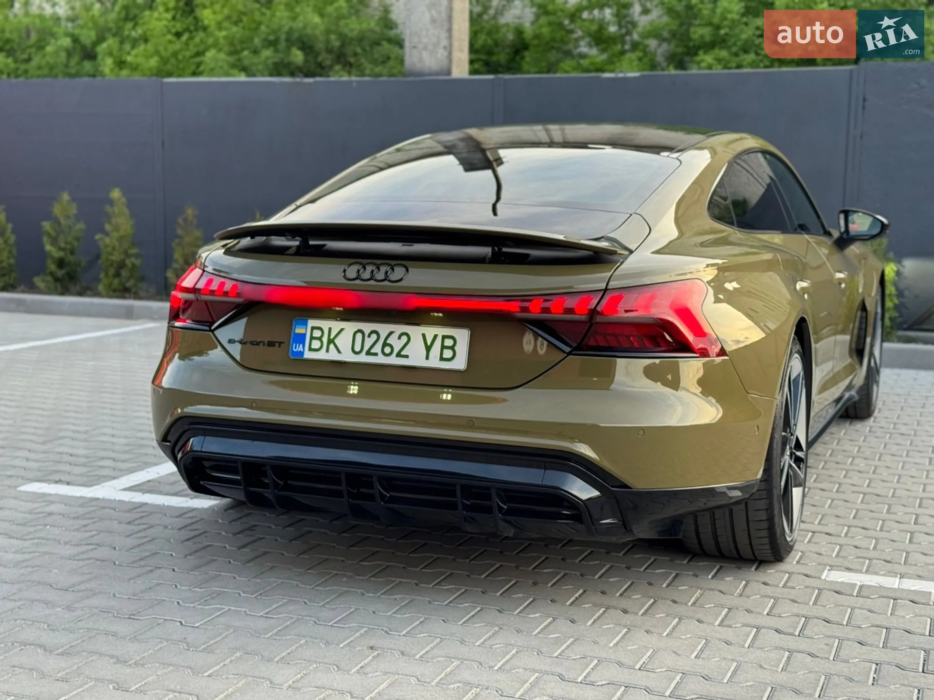 2022 Audi e-tron GT - мініатюра 32