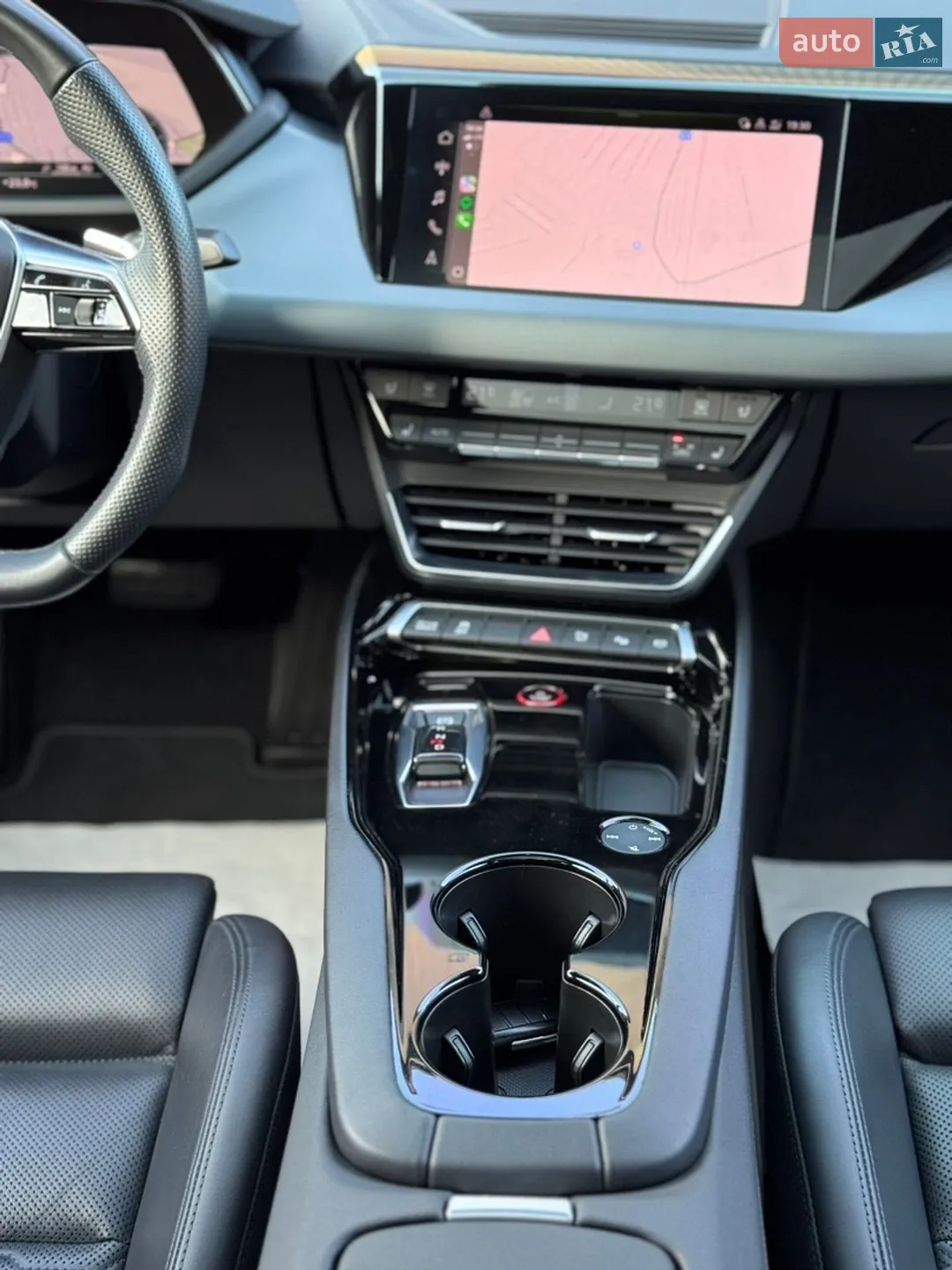 2022 Audi e-tron GT - мініатюра 45