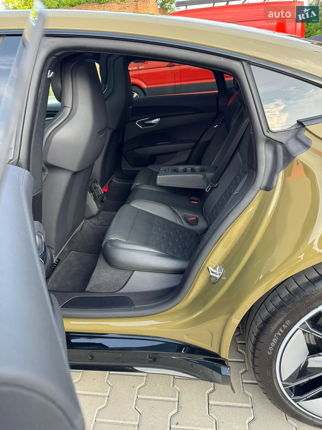 2022 Audi e-tron GT - мініатюра 62