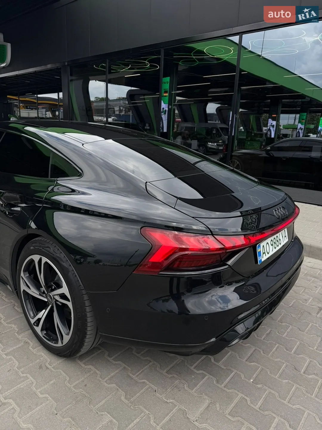 2022 Audi e-tron GT - мініатюра 20