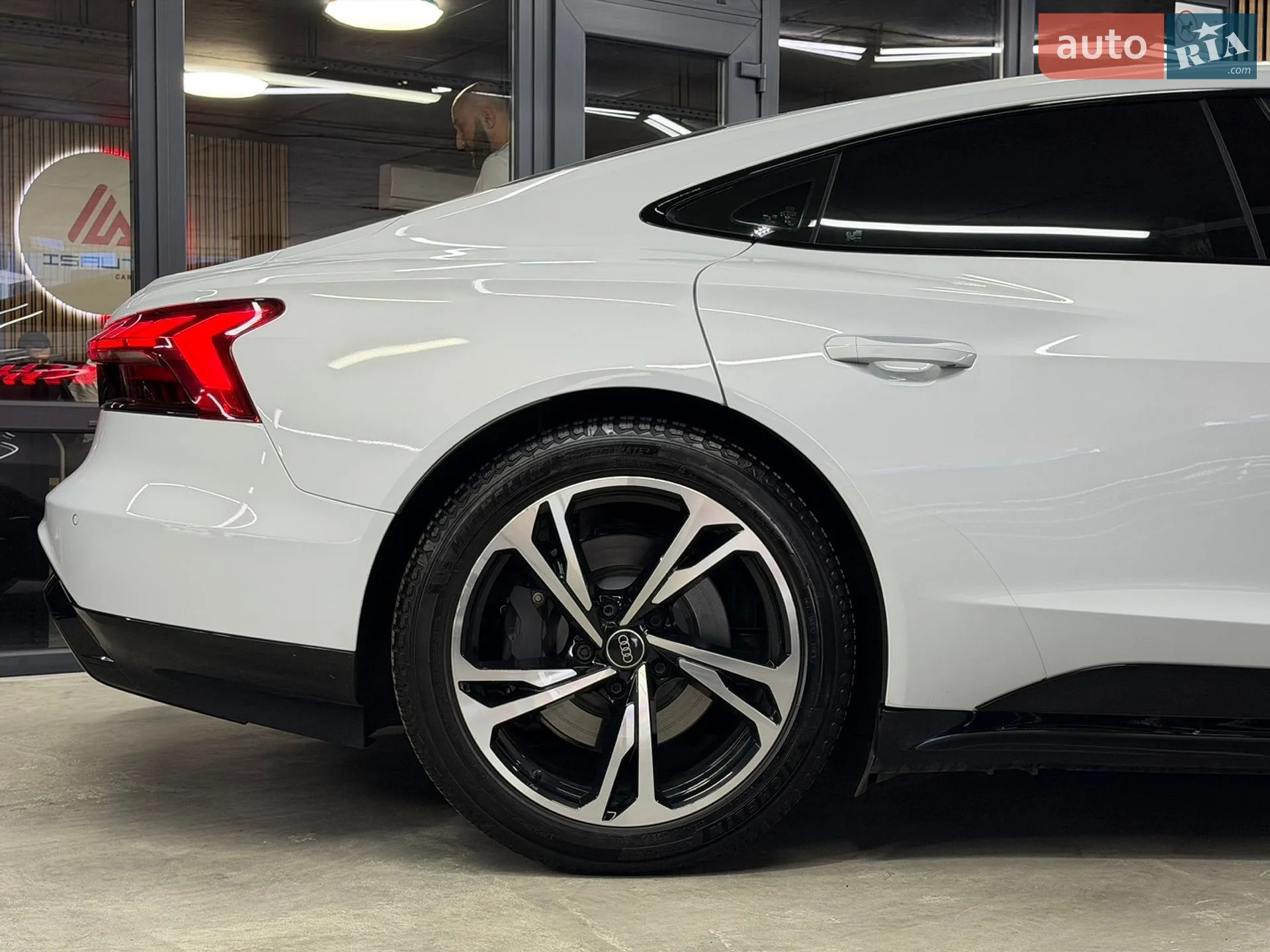 2024 Audi e-tron GT - мініатюра 14