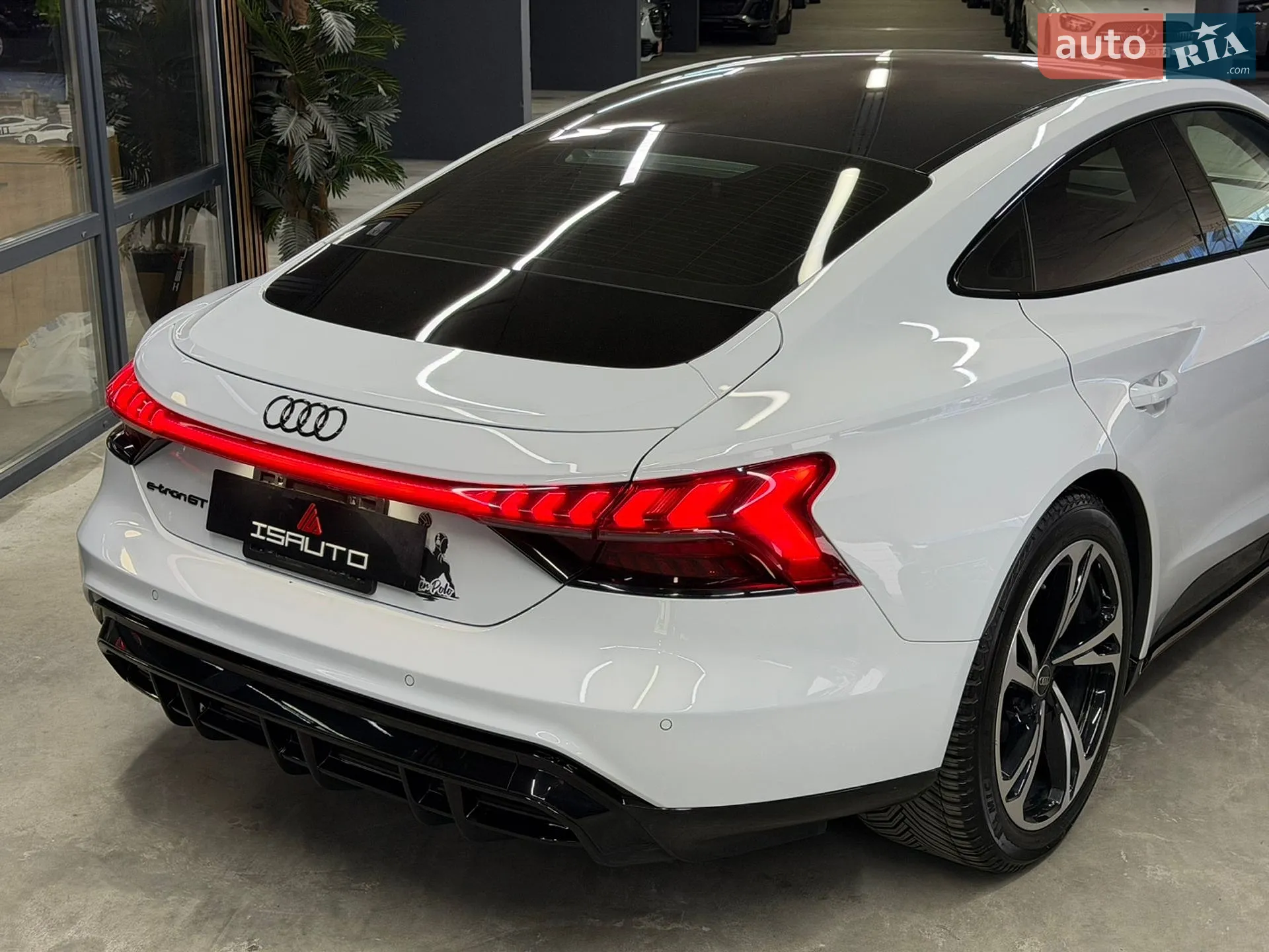 2024 Audi e-tron GT - мініатюра 17