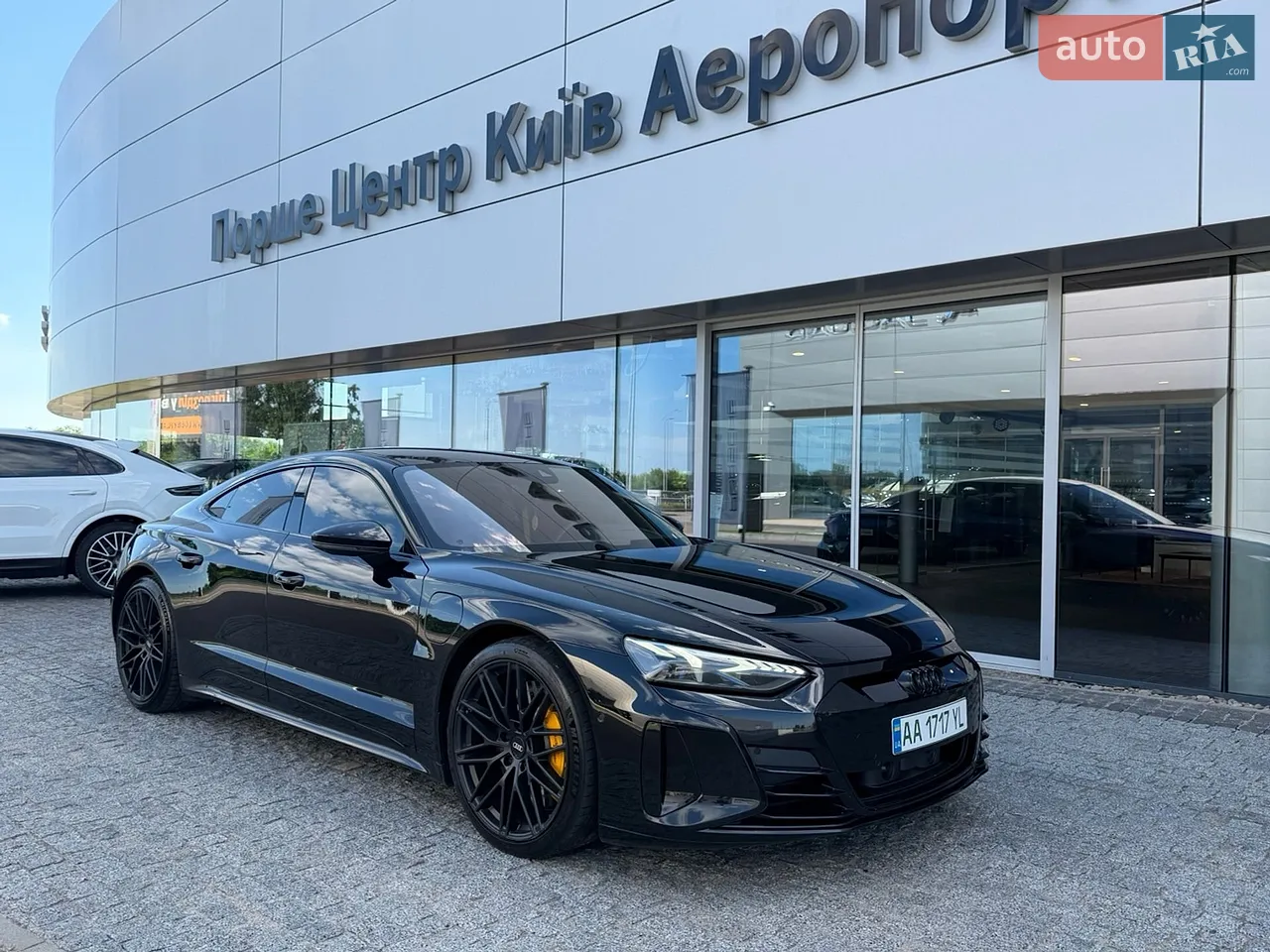 2021 Audi e-tron GT - мініатюра 26