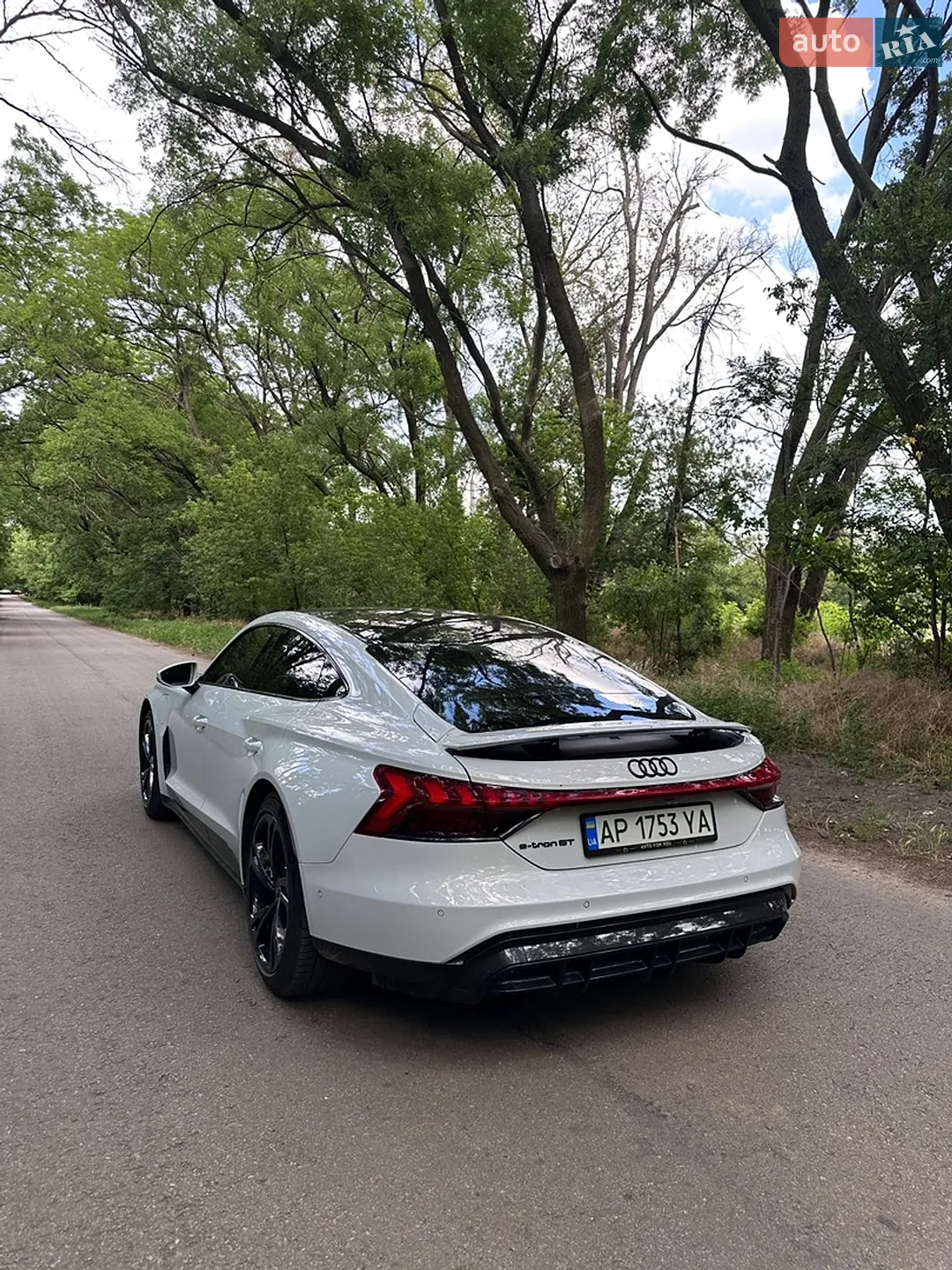 2021 Audi e-tron GT - мініатюра 4