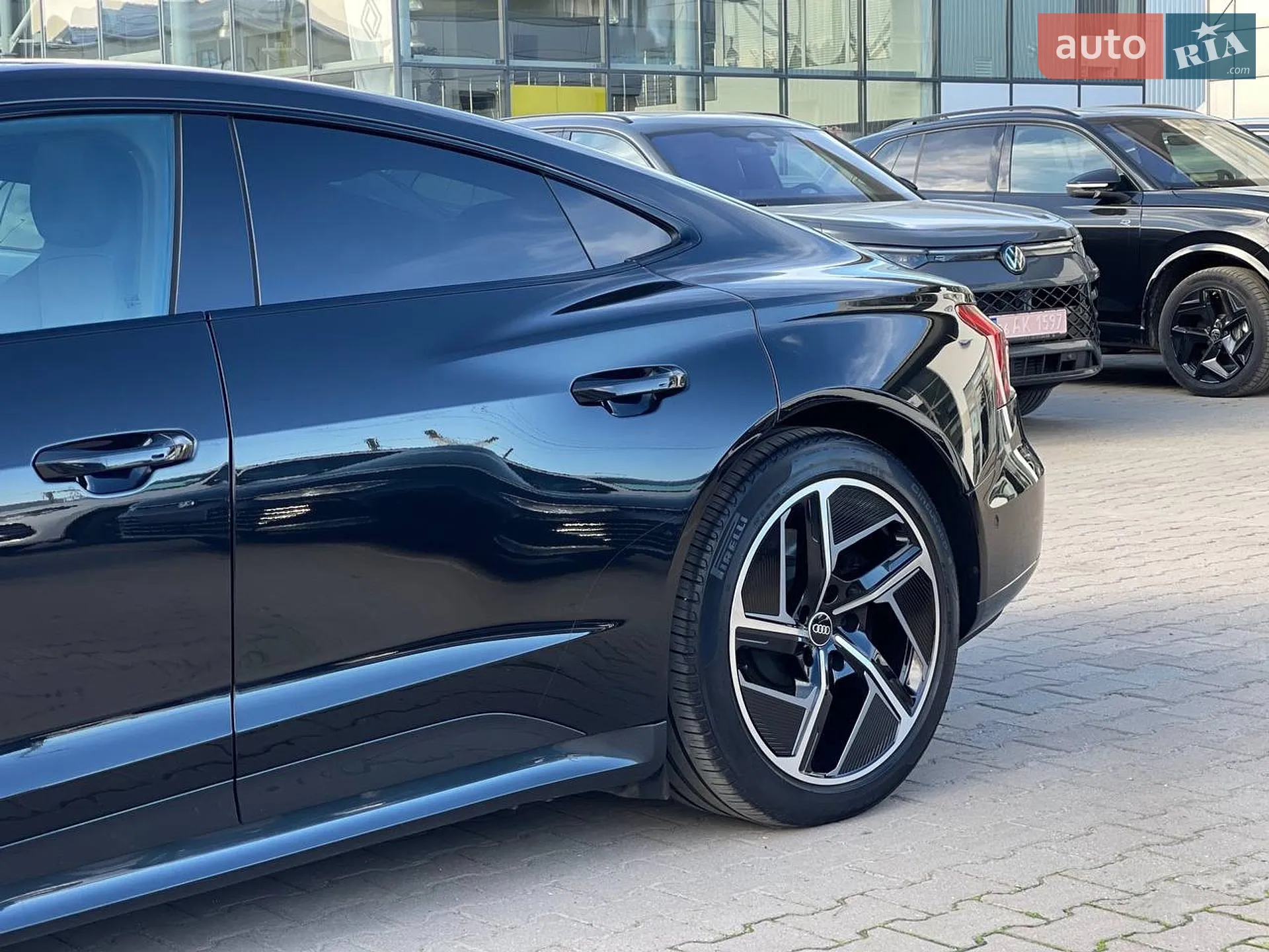 2022 Audi e-tron GT - мініатюра 7