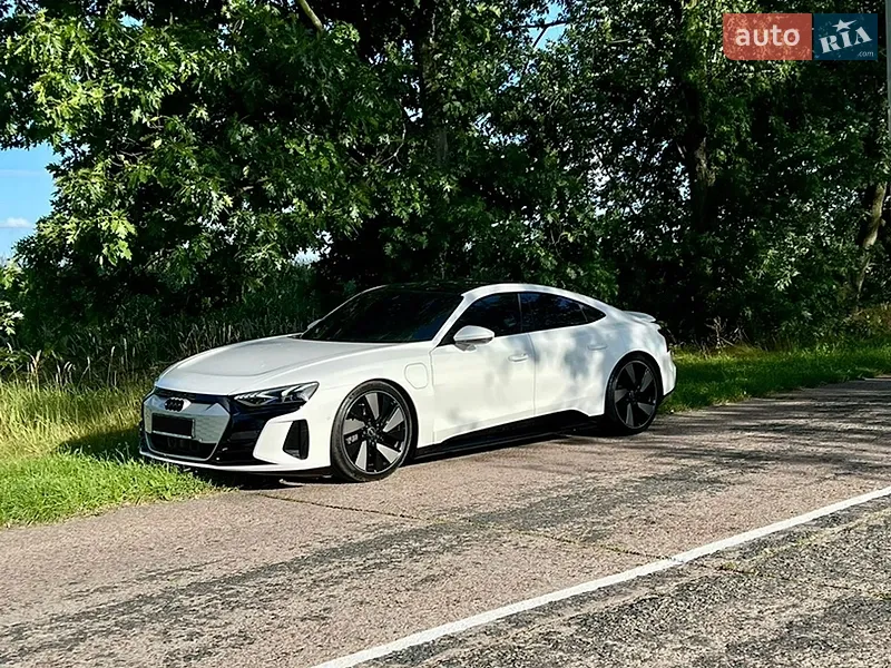 Audi e-tron GT