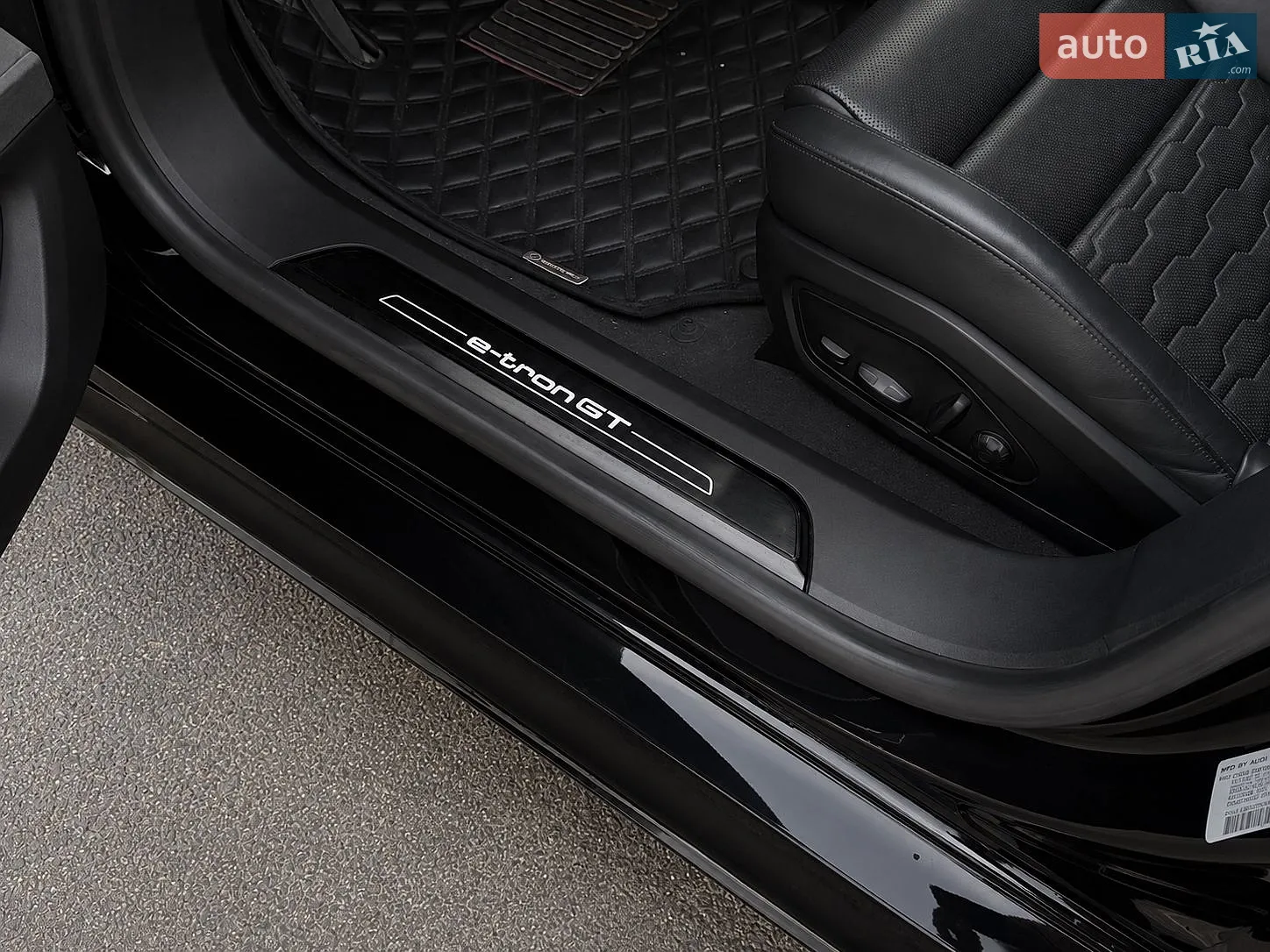 2021 Audi e-tron GT - мініатюра 13