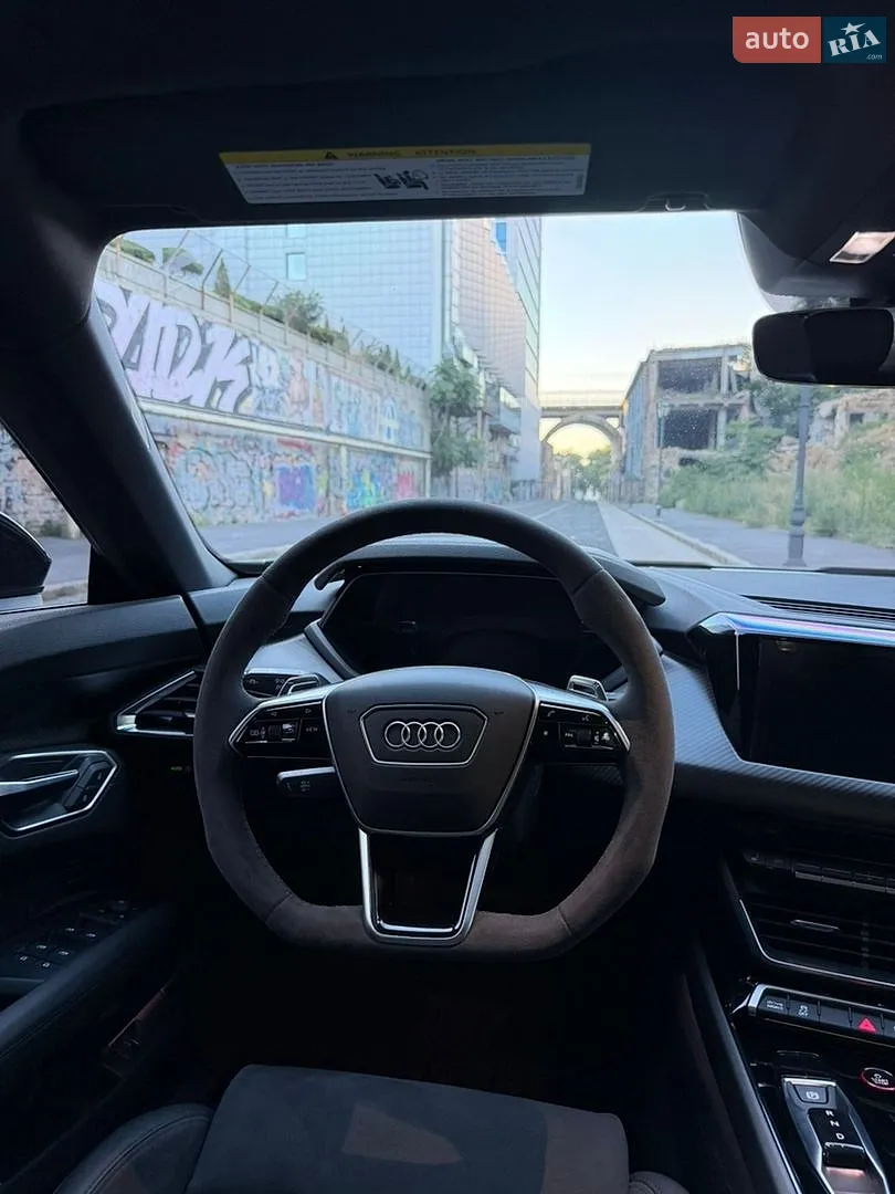 2023 Audi e-tron GT - мініатюра 16