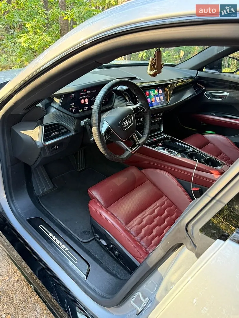 2021 Audi e-tron GT - мініатюра 13