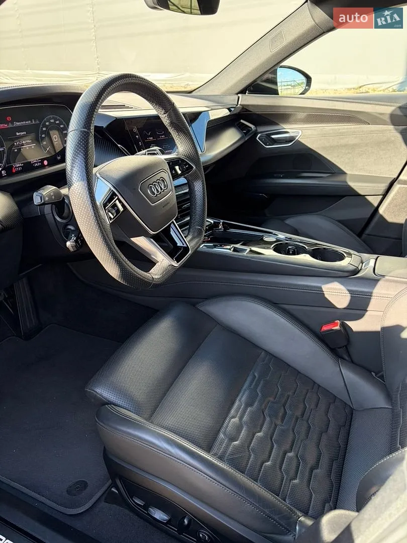 2021 Audi e-tron GT - мініатюра 6