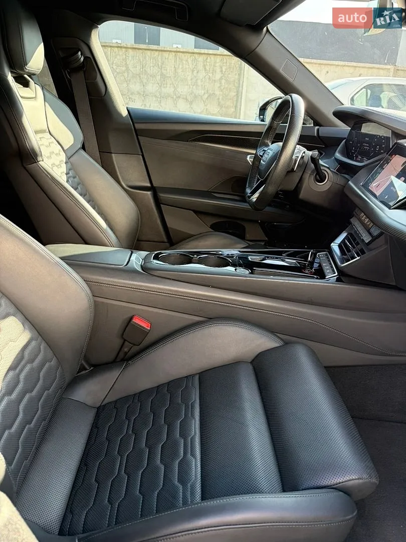 2021 Audi e-tron GT - мініатюра 10