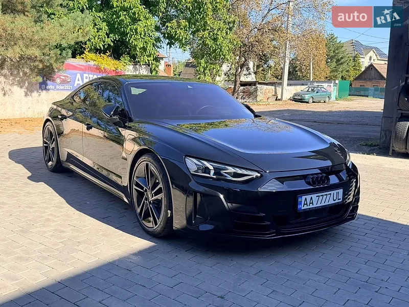 Audi e-tron GT