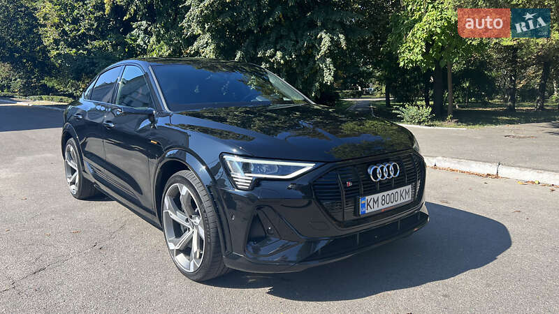 Позашляховик / Кросовер Audi e-tron S Sportback 2021 в Києві