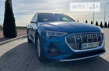 Позашляховик / Кросовер Audi e-tron S Sportback 2020 в Львові