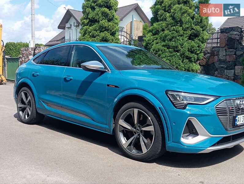 Внедорожник / Кроссовер Audi e-tron S Sportback 2021 в Киеве