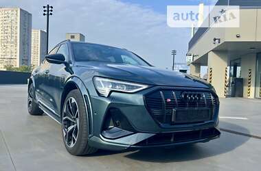 Позашляховик / Кросовер Audi e-tron S Sportback 2022 в Києві