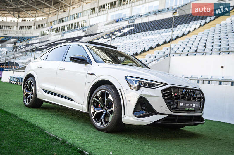 Позашляховик / Кросовер Audi e-tron S Sportback 2021 в Одесі