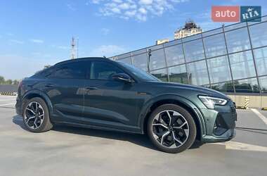 Позашляховик / Кросовер Audi e-tron S Sportback 2022 в Києві